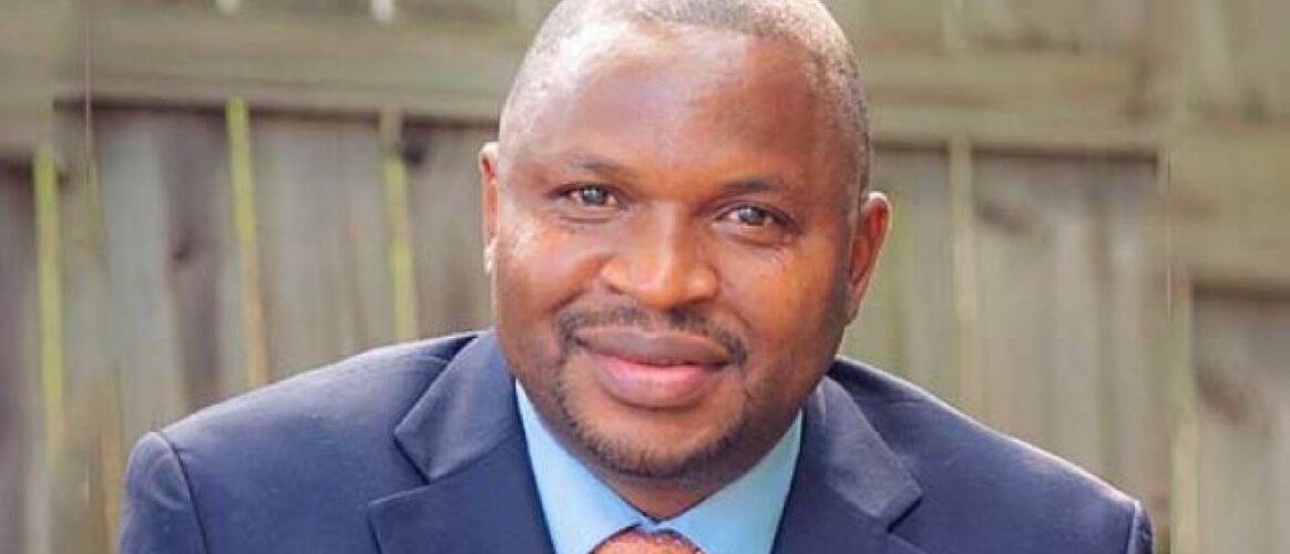 Farooq Kperogi is a Nigerian American professor,author, media scholar, newspaper columnist, blogger and activist 